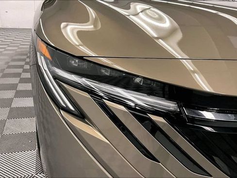 New 2026 Nissan Sentra SV w/ SV Convenience Package FWD image 14