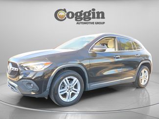 Used 2023 Mercedes-Benz GLA 250 w/ Premium Package video 1