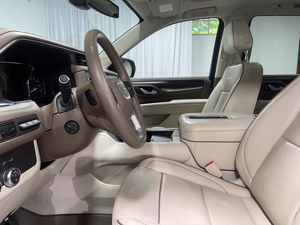 Used 2021 GMC Yukon Denali w/ LPO, Illumination Package AWD/4WD image 20