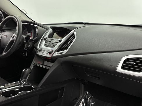 Used 2017 GMC Terrain SLE FWD image 32