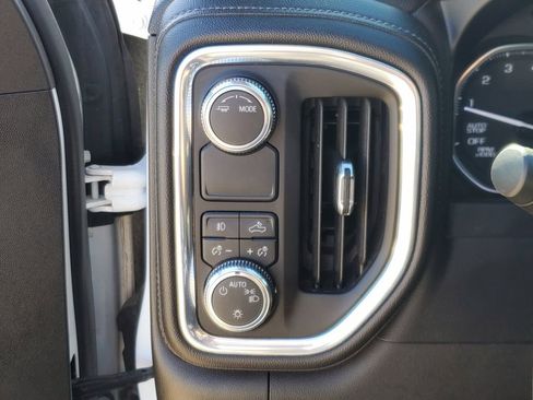 Used 2021 GMC Sierra 1500 Elevation image 17