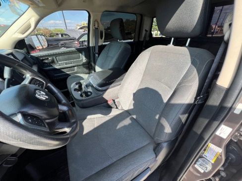 Used 2020 RAM 3500 Tradesman image 10