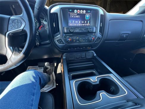 Used 2016 Chevrolet Silverado 2500 LTZ w/ LTZ Plus Package image 23