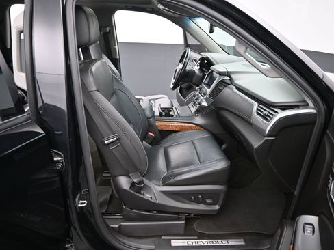 Used 2018 Chevrolet Tahoe Premier AWD/4WD image 20