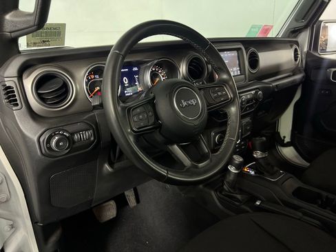 Used 2021 Jeep Wrangler Unlimited Sport image 20