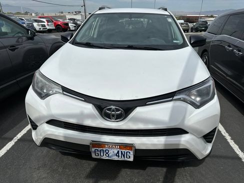Used 2016 Toyota RAV4 LE AWD/4WD image 2