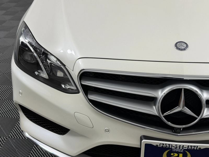 Used 2014 Mercedes-Benz E 250 BlueTEC 4MATIC Sedan image 55