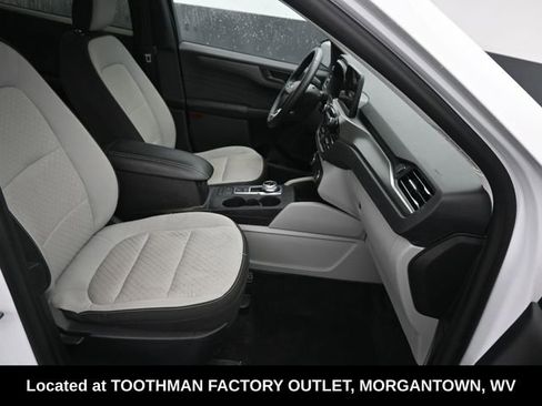 Used 2024 Ford Escape Active AWD/4WD image 9
