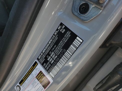 Certified 2024 Mercedes-Benz GLE 450 4MATIC image 32