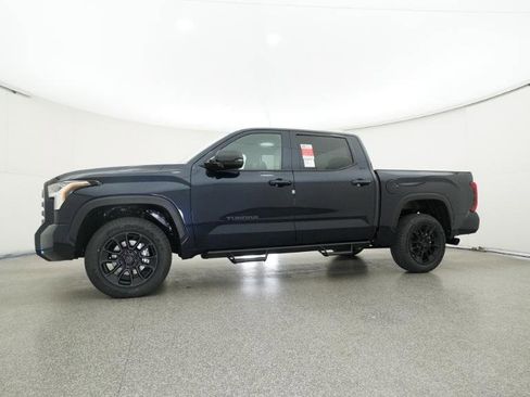 New 2026 Toyota Tundra SR5 AWD/4WD image 9