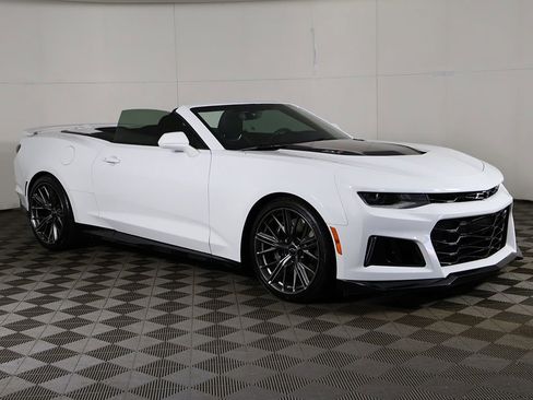 Used 2023 Chevrolet Camaro ZL1 RWD image 2