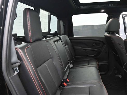 Used 2024 Nissan Titan PRO-4X w/ Pro-4x Convenience Package image 22