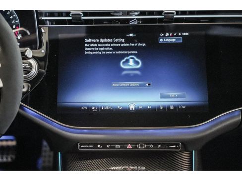 New 2026 Mercedes-Benz E 53 AMG e 4MATIC Sedan image 16