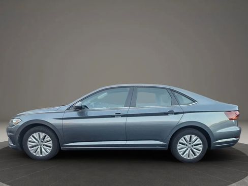 Used 2019 Volkswagen Jetta S w/ Driver Assistance Package image 2