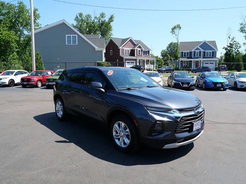 Used 2022 Chevrolet Blazer LT AWD/4WD image 2