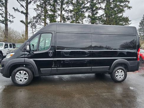 New 2026 RAM ProMaster 3500 w/ Quick Order Package 22G SLT image 4