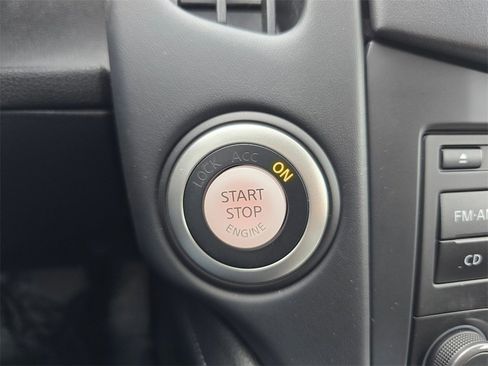 Used 2019 Nissan 370Z w/ Sport Package image 26