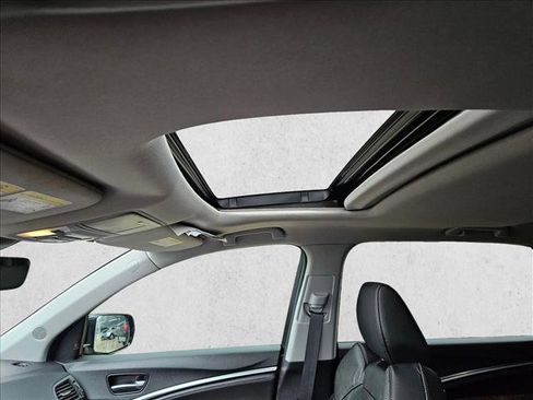 Used 2020 Acura MDX SH-AWD w/ Technology Package image 17