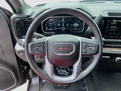 Used 2025 GMC Sierra 1500 Elevation AWD/4WD image 11