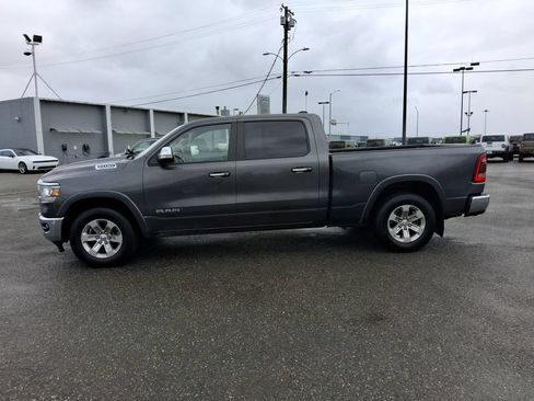 Used 2022 RAM 1500 Laramie AWD/4WD image 5
