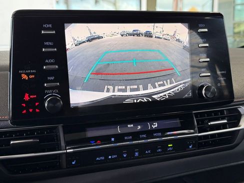 Certified 2021 Toyota Sienna XSE image 33