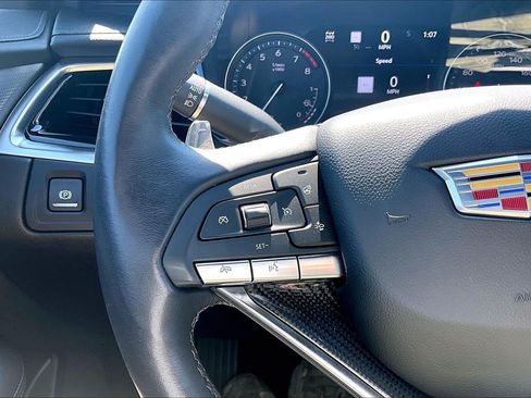 Certified 2024 Cadillac XT6 Sport w/ Technology Package AWD/4WD image 19