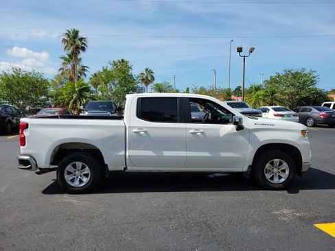 Used 2025 Chevrolet Silverado 1500 LT RWD image 5
