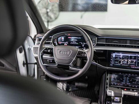 Used 2025 Audi A8 L 3.0T AWD/4WD image 40