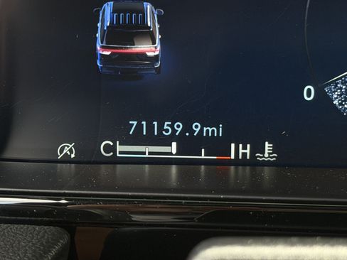 Used 2023 Lincoln Navigator L Reserve RWD image 20