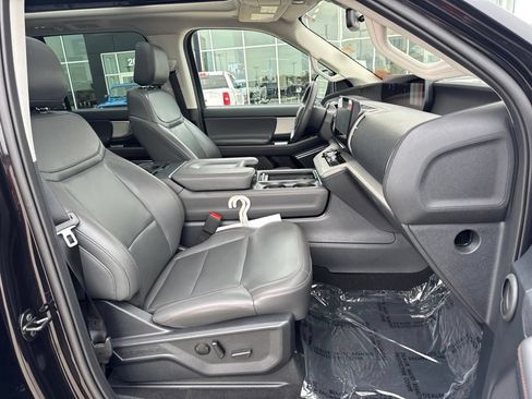 Certified 2025 Ford Expedition Max Active AWD/4WD image 29