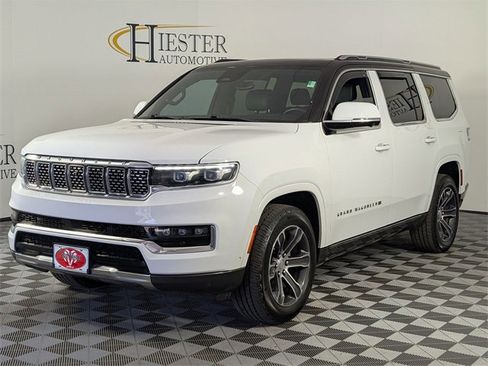 Used 2022 Jeep Grand Wagoneer Series I image 4