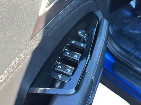 Used 2024 Kia Sportage EX image 24