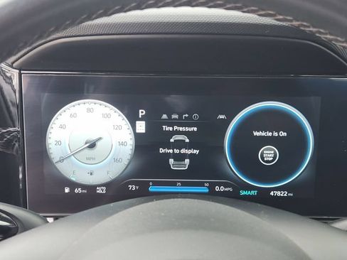 Used 2024 Hyundai Elantra Limited FWD image 13