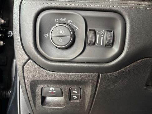 Used 2020 RAM 1500 Limited image 13