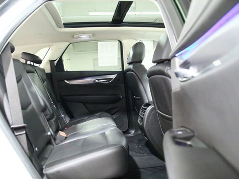 Used 2019 Cadillac XT5 Premium Luxury image 25