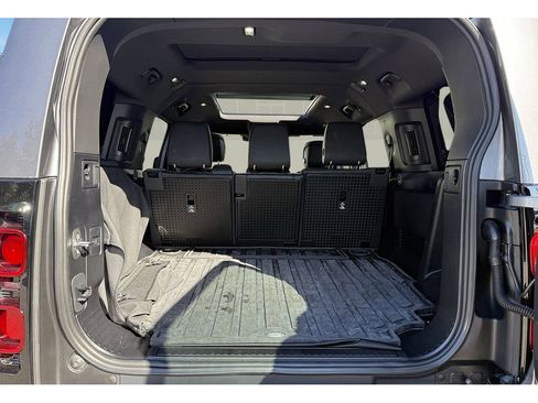 Used 2024 Land Rover Defender 130 Outbound image 15
