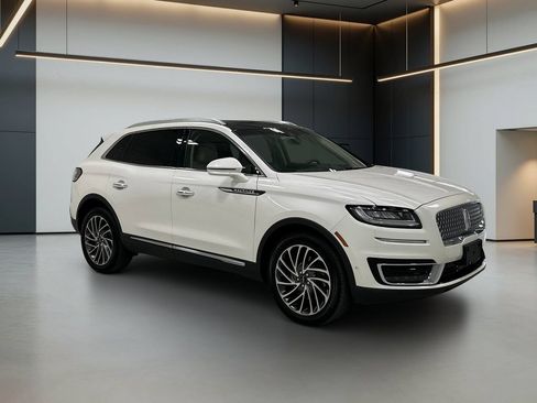 Used 2019 Lincoln Nautilus Reserve AWD/4WD image 8