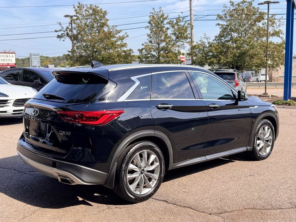 Used 2020 INFINITI QX50 Luxe w/ Cargo Package AWD/4WD image 6