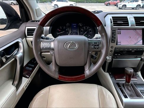 Used 2011 Lexus GX 460 w/ Comfort Plus Pkg image 5