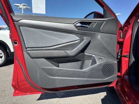 New 2026 Volkswagen Jetta SE image 19