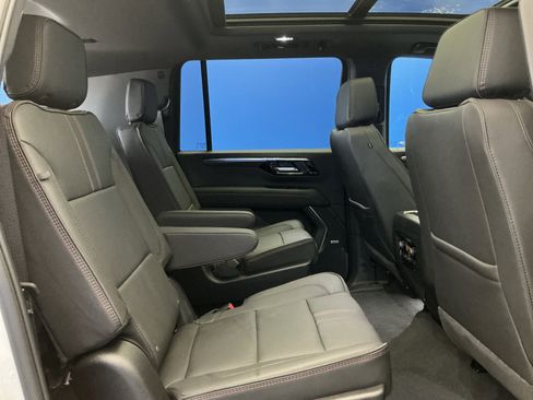 New 2026 Chevrolet Suburban RST w/ Comfort Package AWD/4WD image 28