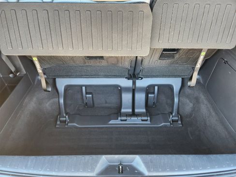 Used 2026 Toyota Sienna XLE image 41