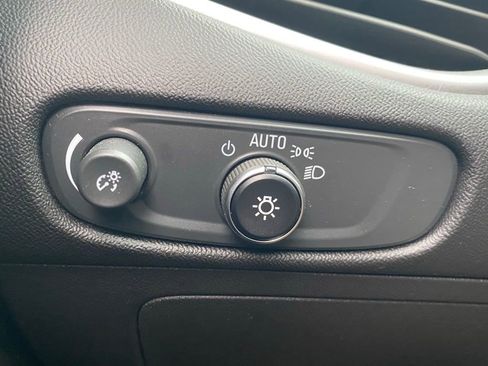 Used 2024 Chevrolet Malibu LT image 25