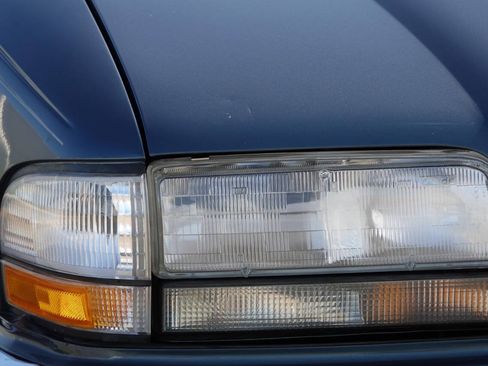 Used 1993 Buick Park Avenue Ultra FWD image 43