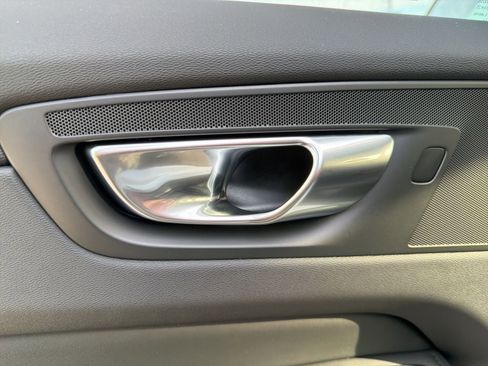 New 2026 Volvo XC60 B5 Ultra w/ Climate Package image 78