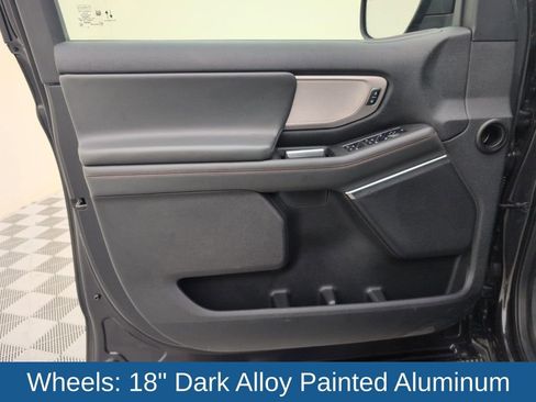 Certified 2025 Ford Expedition Active image 32