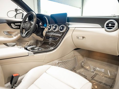 Used 2019 Mercedes-Benz C 300 4MATIC Cabriolet w/ Multimedia Package image 59