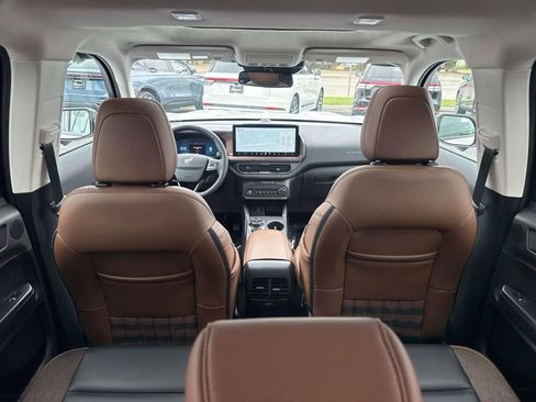 Used 2025 Ford Bronco Sport Outer Banks w/ Outer Banks Tech Package+ AWD/4WD image 9