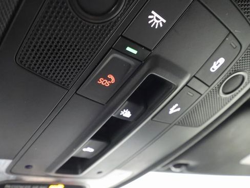 Used 2022 Audi Q3 2.0T Premium Plus image 17