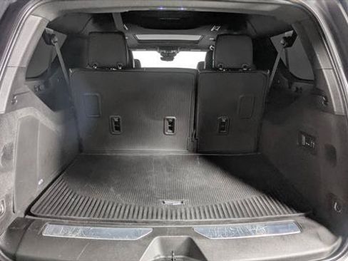 Used 2023 Cadillac Escalade ESV Sport AWD/4WD image 19